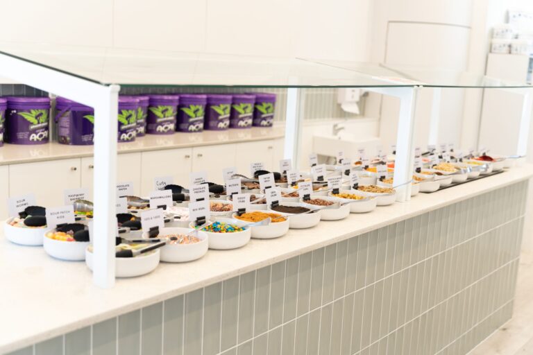 YOBOWL 239 3 scaled YOBOWL 239 3 scaled